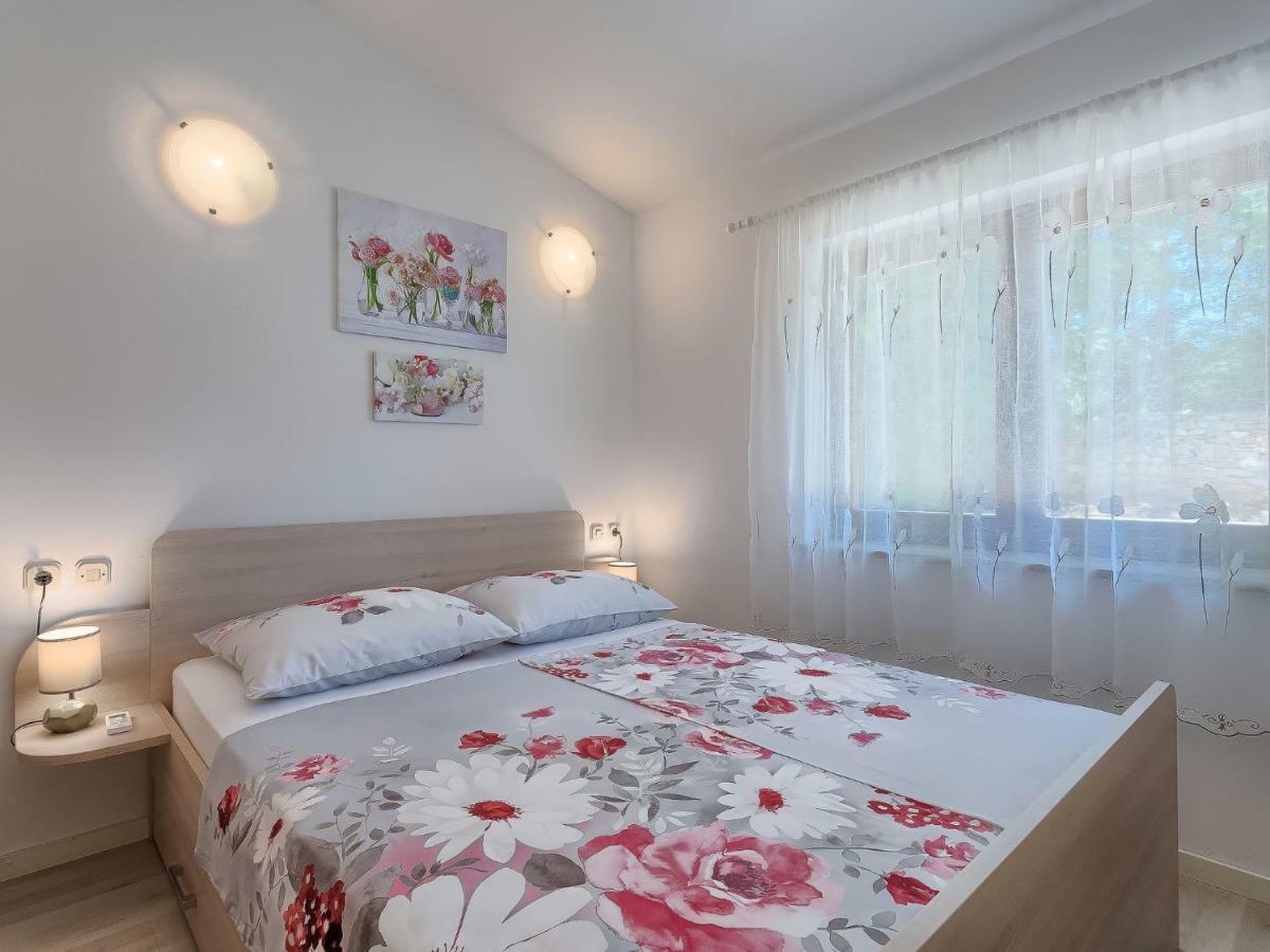 Holiday Home Country House D&D By Interhome Пула Экстерьер фото