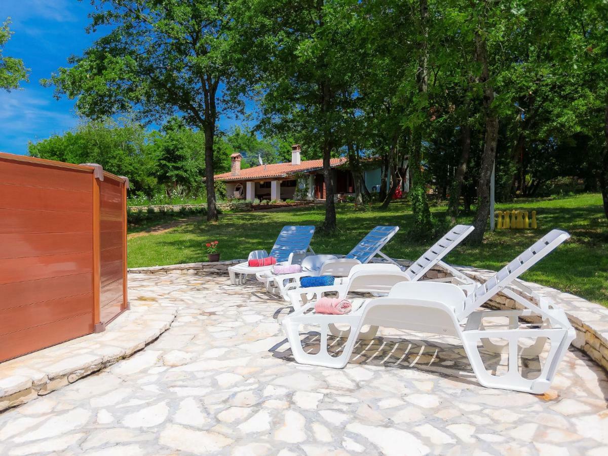 Holiday Home Country House D&D By Interhome Пула Экстерьер фото